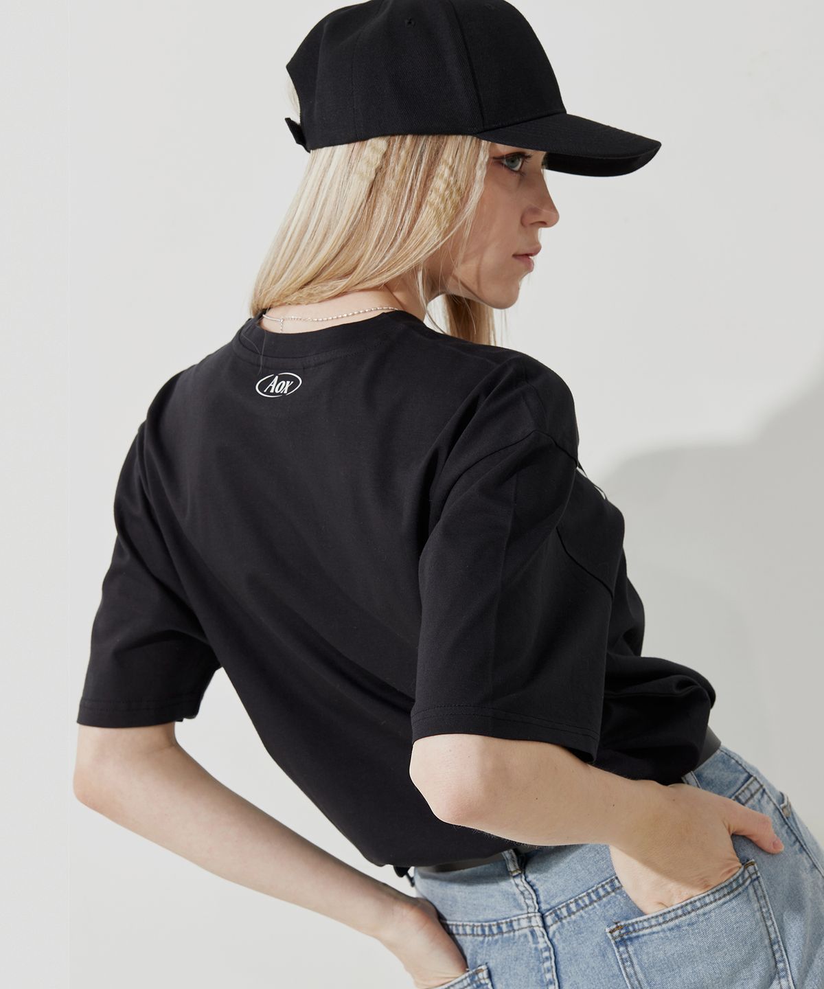 에이오엑스(AOX) Silver Apple T-shirt (Black)