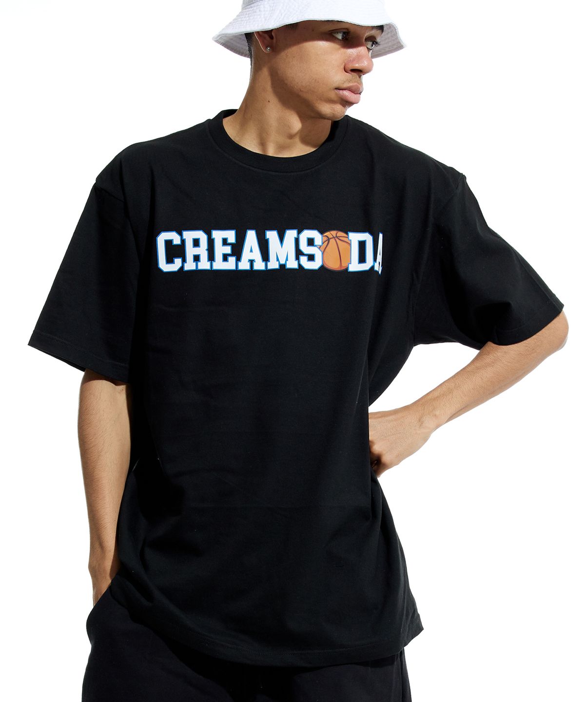크림소다랩(CREAM SODA LAB) 씨알 볼러 반팔티 블랙 블루