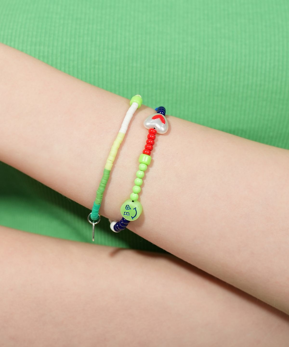 봉보(BONBEAU) Unique color play smile beads Bracelet 유니크 컬러 플레이 스마일 참 비즈 팔찌