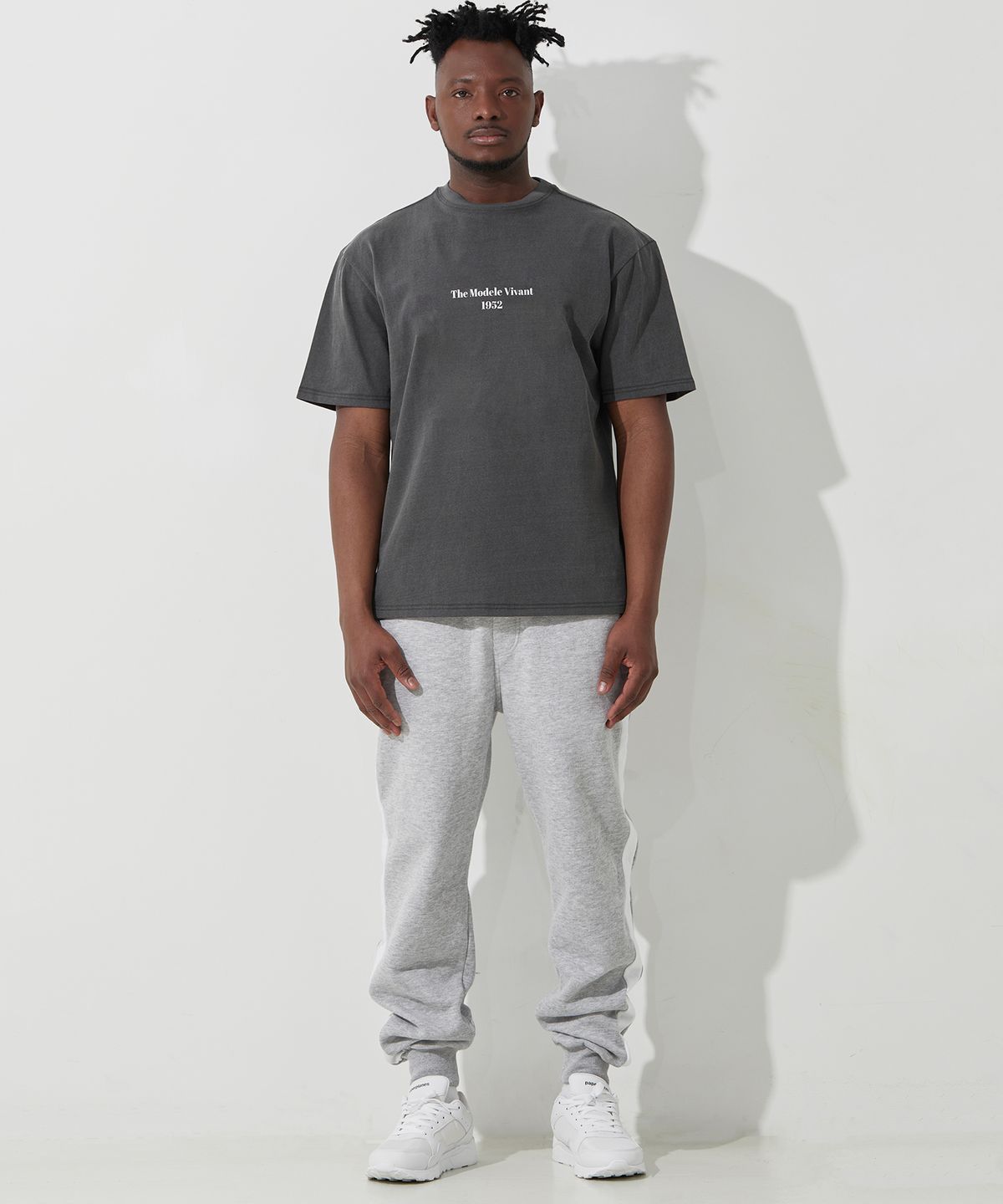 에이오엑스(AOX) Silver door Pigment T-shirt (Gray)