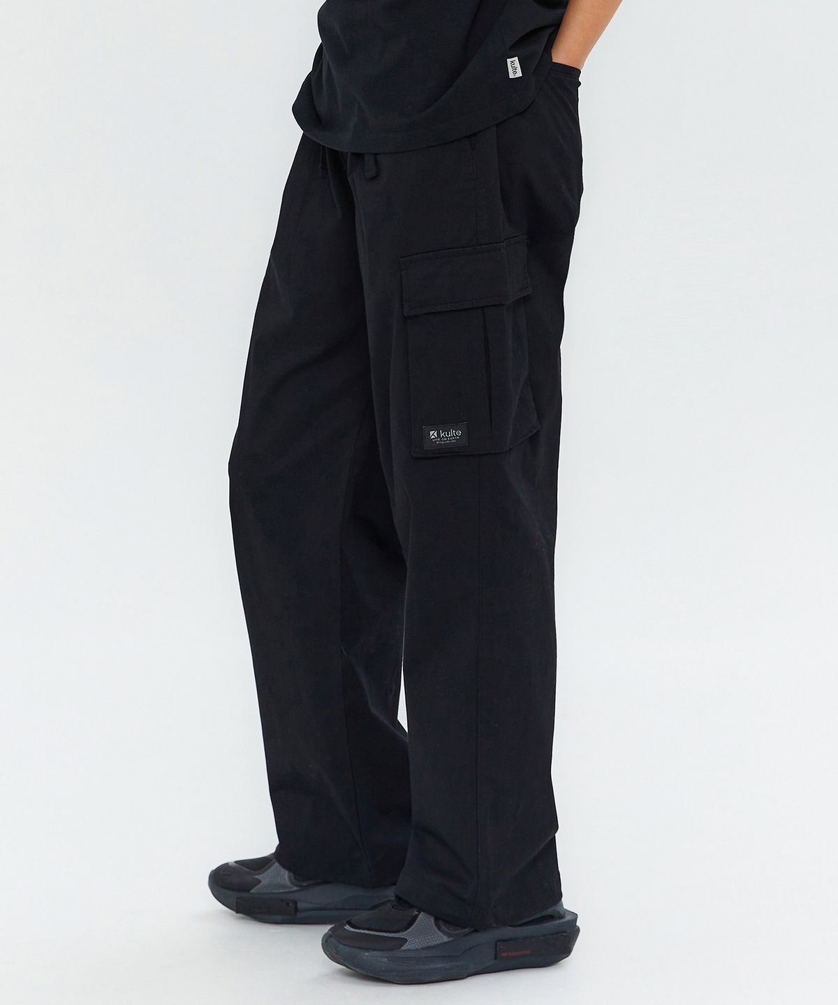 쿨트(KULTE) WIDE CARGO PANTS 블랙