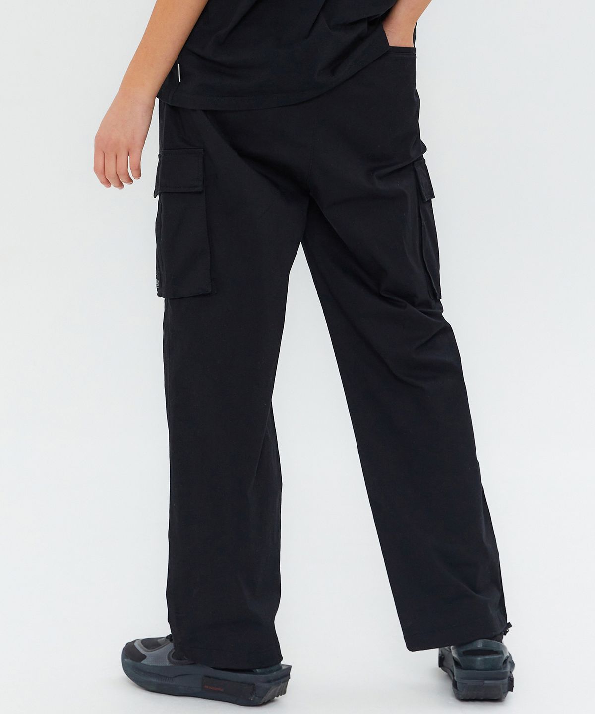 쿨트(KULTE) WIDE CARGO PANTS 블랙