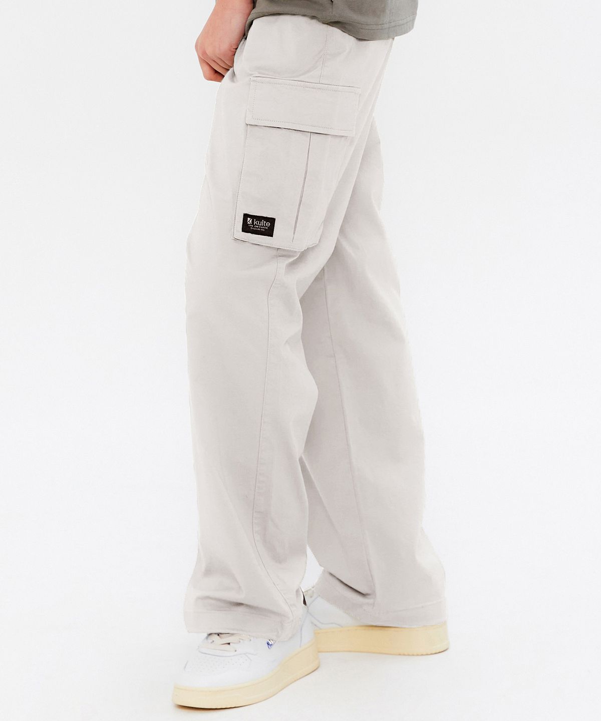 쿨트(KULTE) WIDE CARGO PANTS 스톤