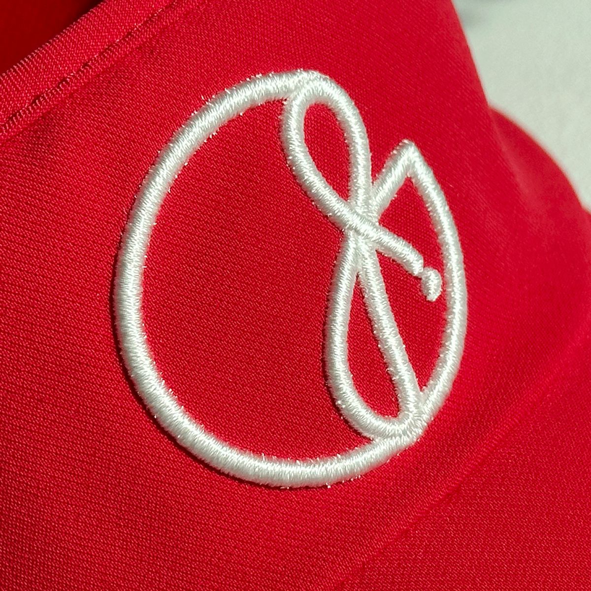 제이제인(J.JANE) 로고 라인 컬러 선캡 (Red)