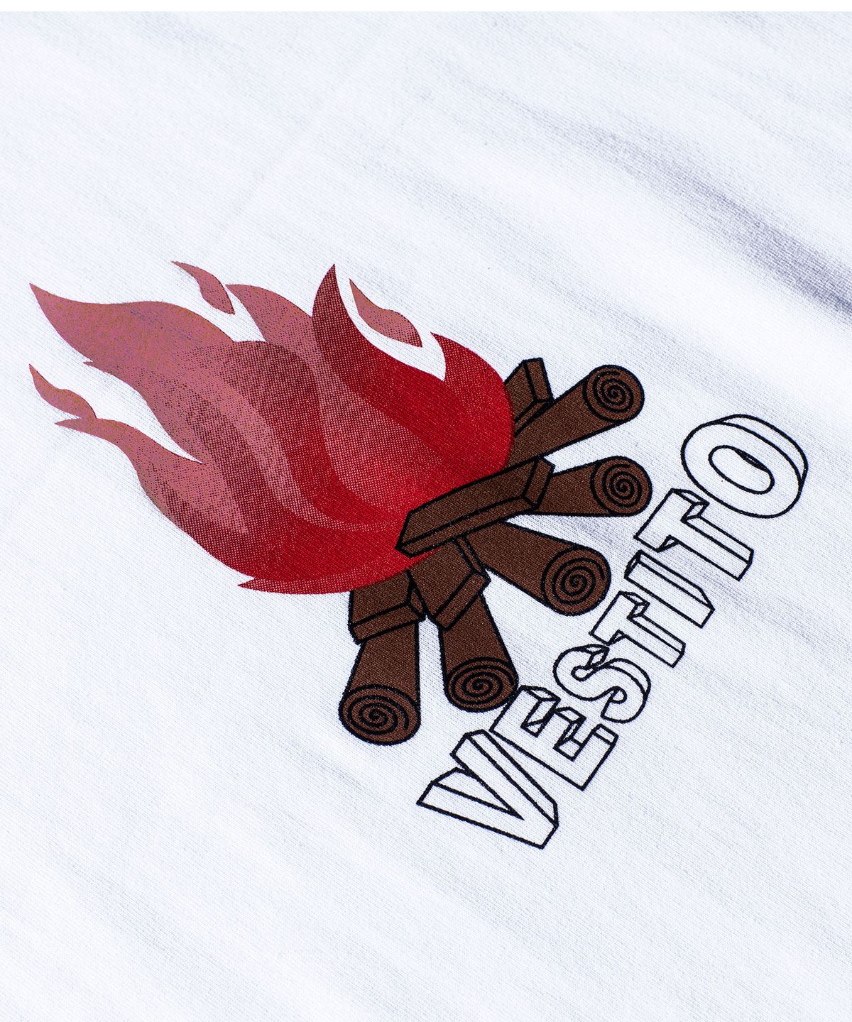 베스띠또(VESTITO) 발색 캠프파이어 화이트 티셔츠