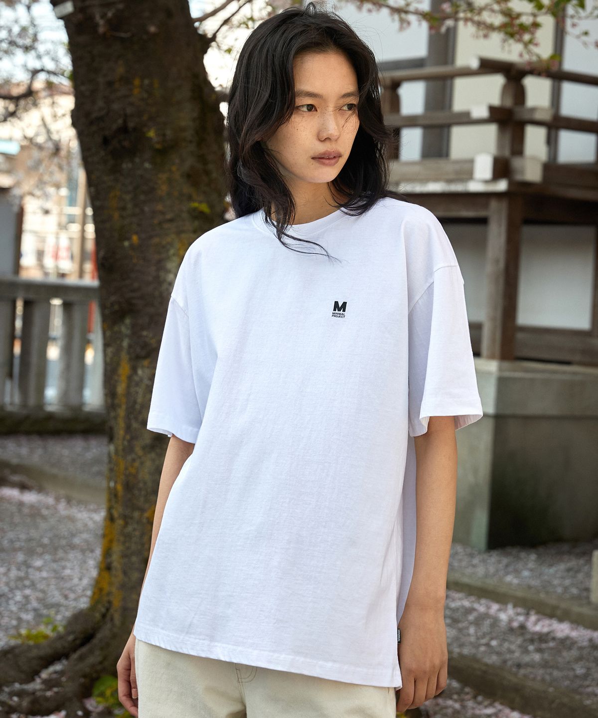 미니멀프로젝트(MINIMALPROJECT) 피그먼트 스몰로고 오버핏 반팔티셔츠 MST145 [WHITE]