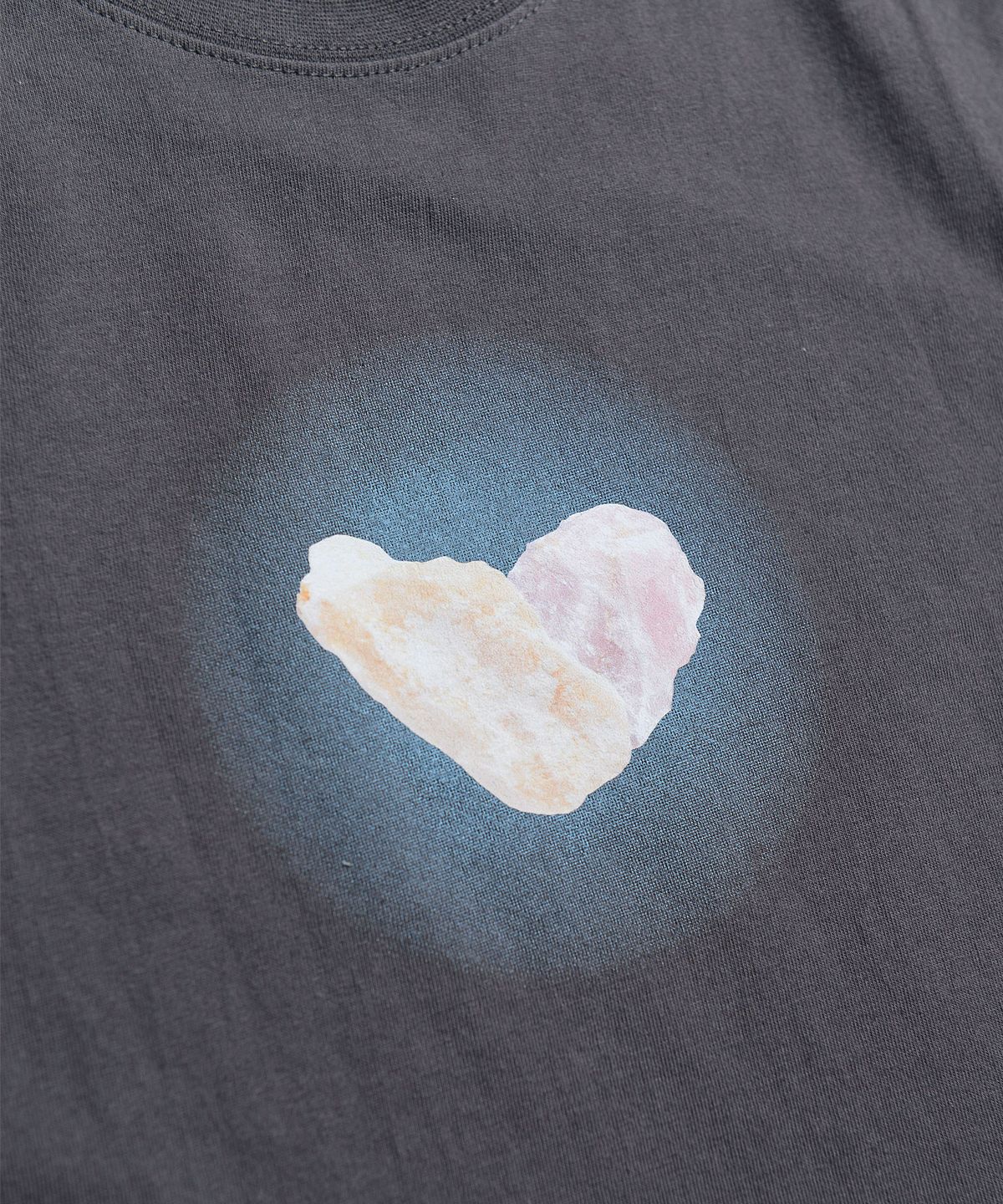 피스메이커(PIECE MAKER) STONE HEART CROP TEE (CHARCOAL)