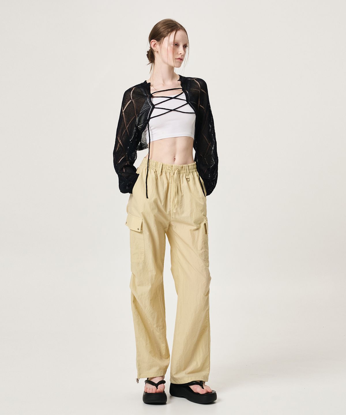 에트몽(ETMON) Eyelet Pocket 2-Way Cargo Pants, Yellow Beige