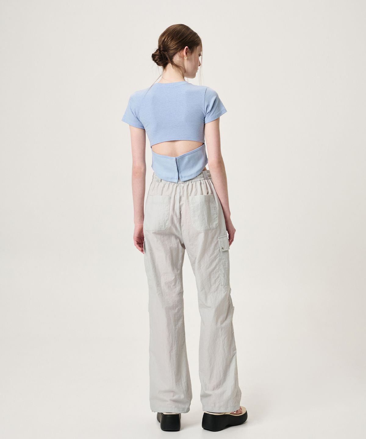 에트몽(ETMON) Back Slit Hook Detail T-Shirt, Sky Blue