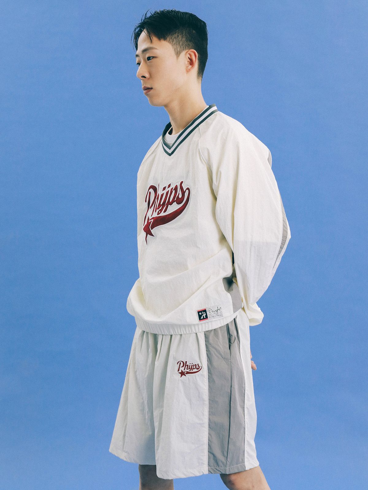 피지컬 디파트먼트(PHYSICAL DEPARTMENT) 테일로고 롱슬리브_네이비