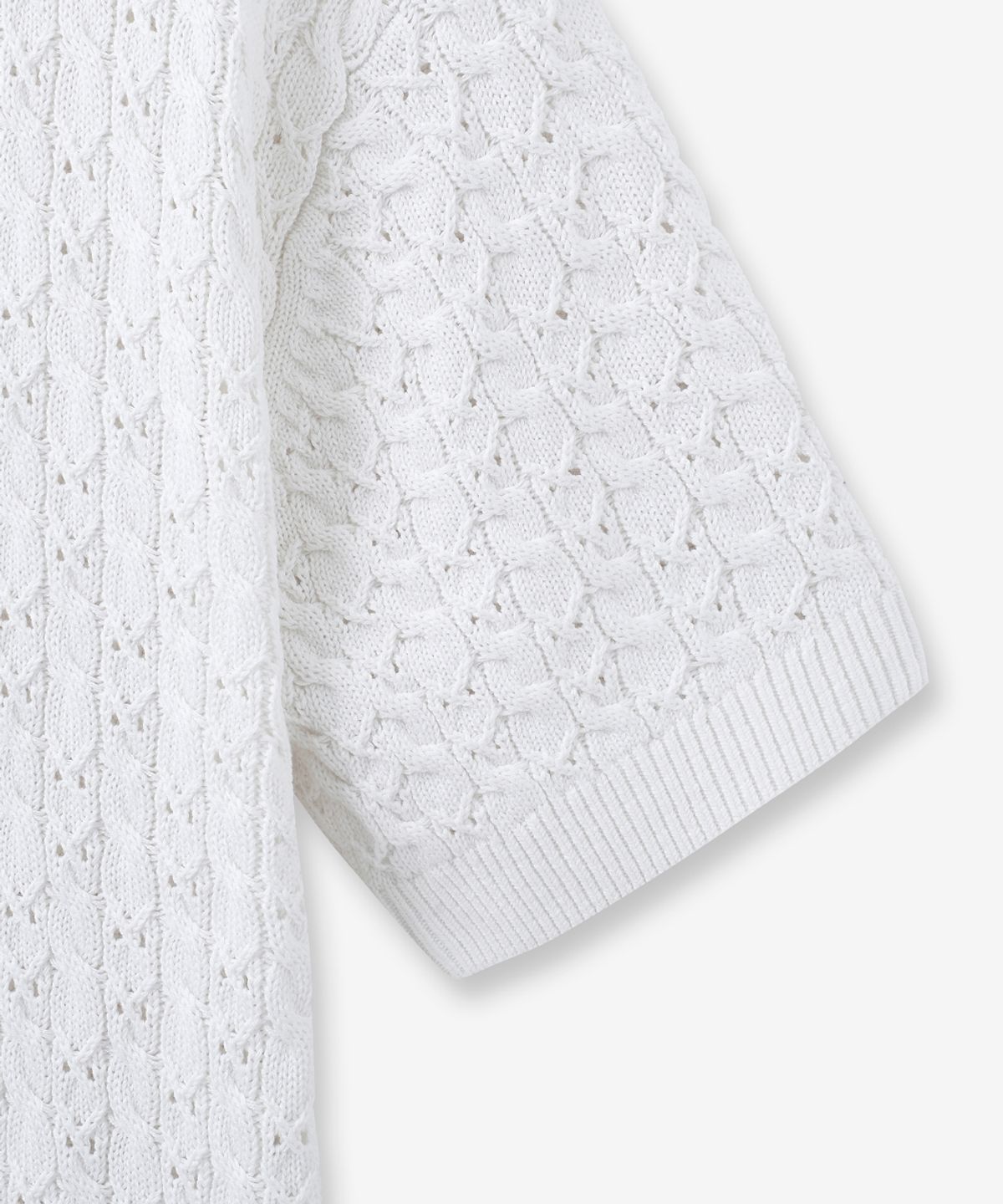 미나브(MINAV) 강연코튼 케이블 펀칭 카라 니트 [아이보리]