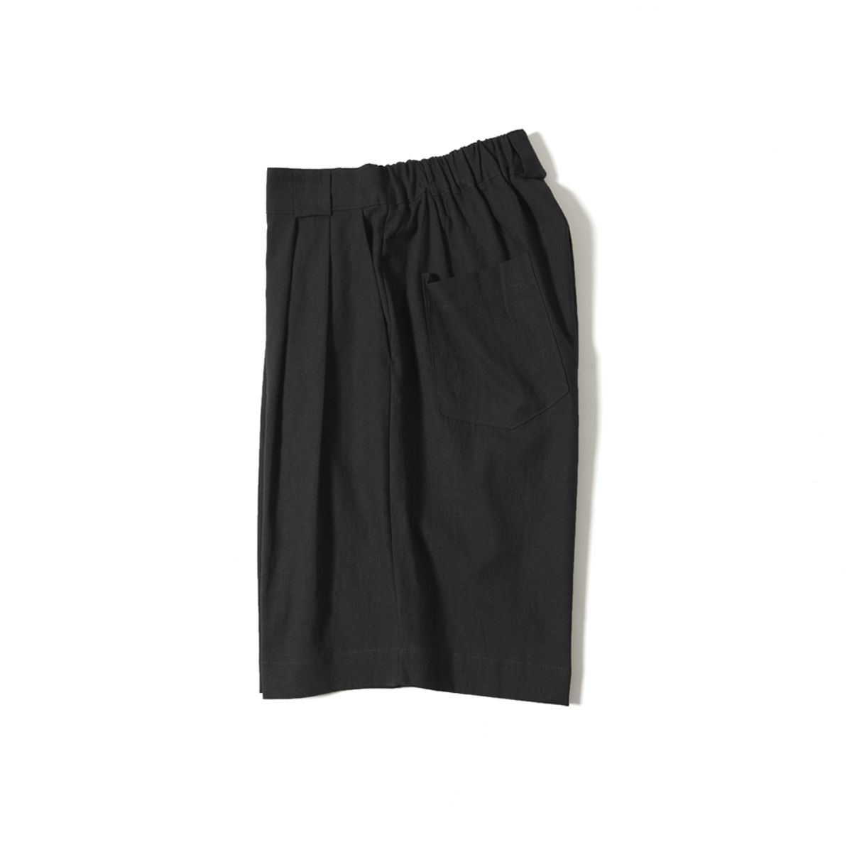 이즈(EASE) LINEN HALF BANDING BERMUDA PANTS_BLACK_남녀공용