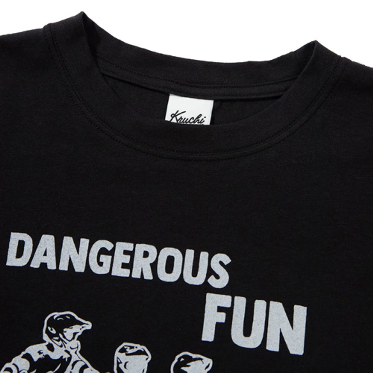 크루치(KRUCHI) DANGEROUS FUN CROP T-SHIRT (BLACK)