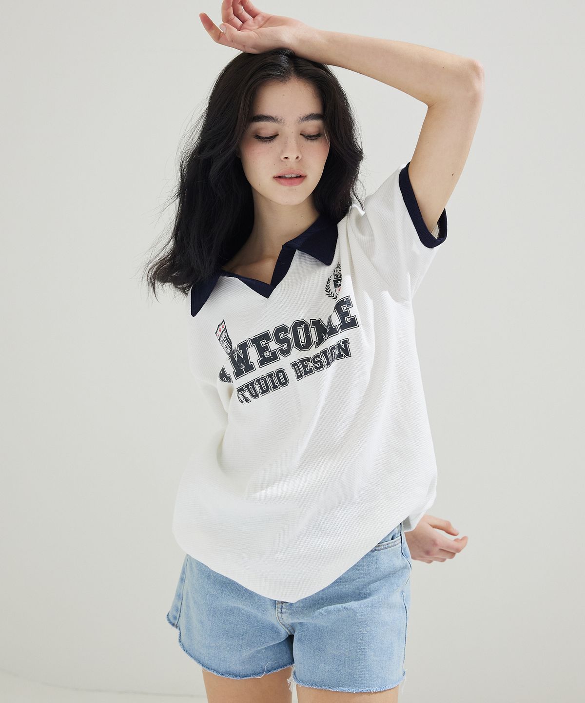 어썸스튜디오(AWESOME STUDIO) 카라 배색 유니폼 반팔 티셔츠 화이트