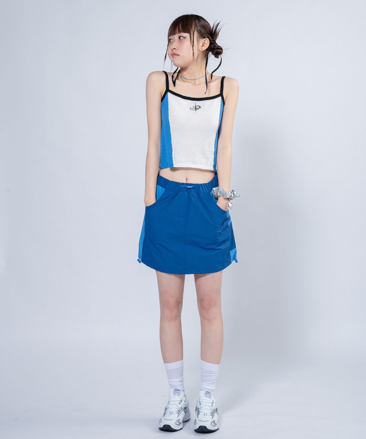 언유주얼 노말(UNUSUALNORMAL) NASH 2 COLOR KNIT TOP_PURE WHITE