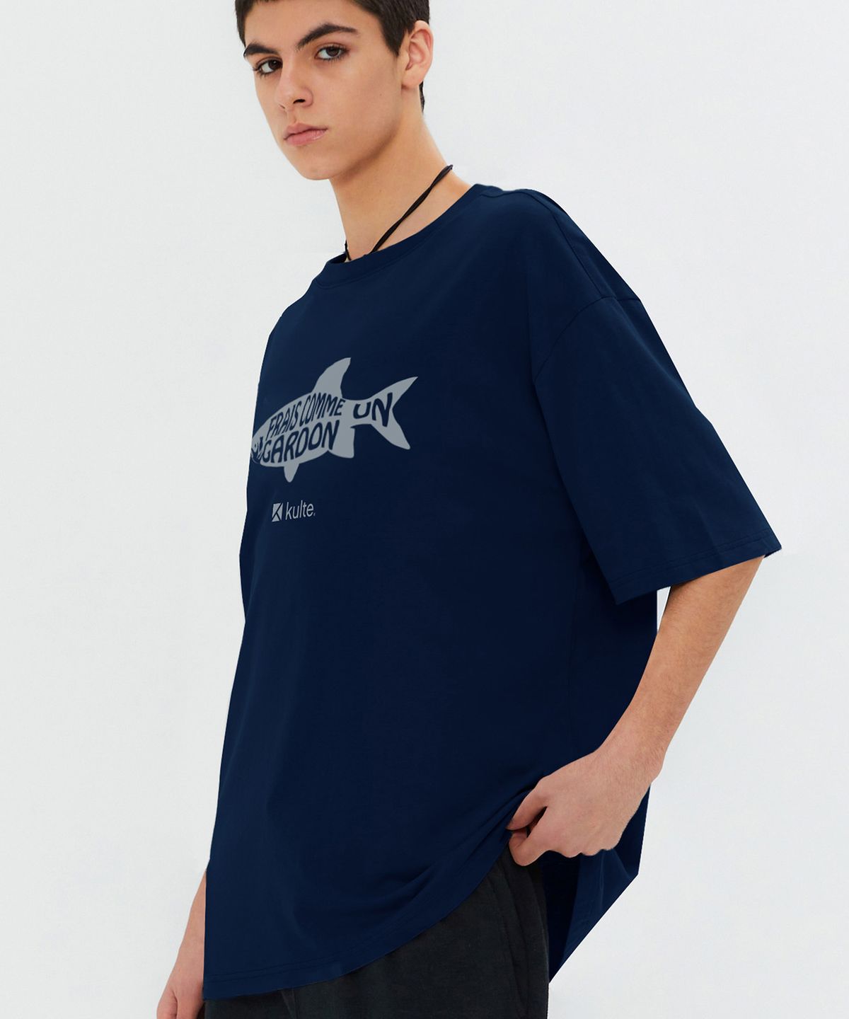 쿨트(KULTE) FISH T-SHIRT 네이비