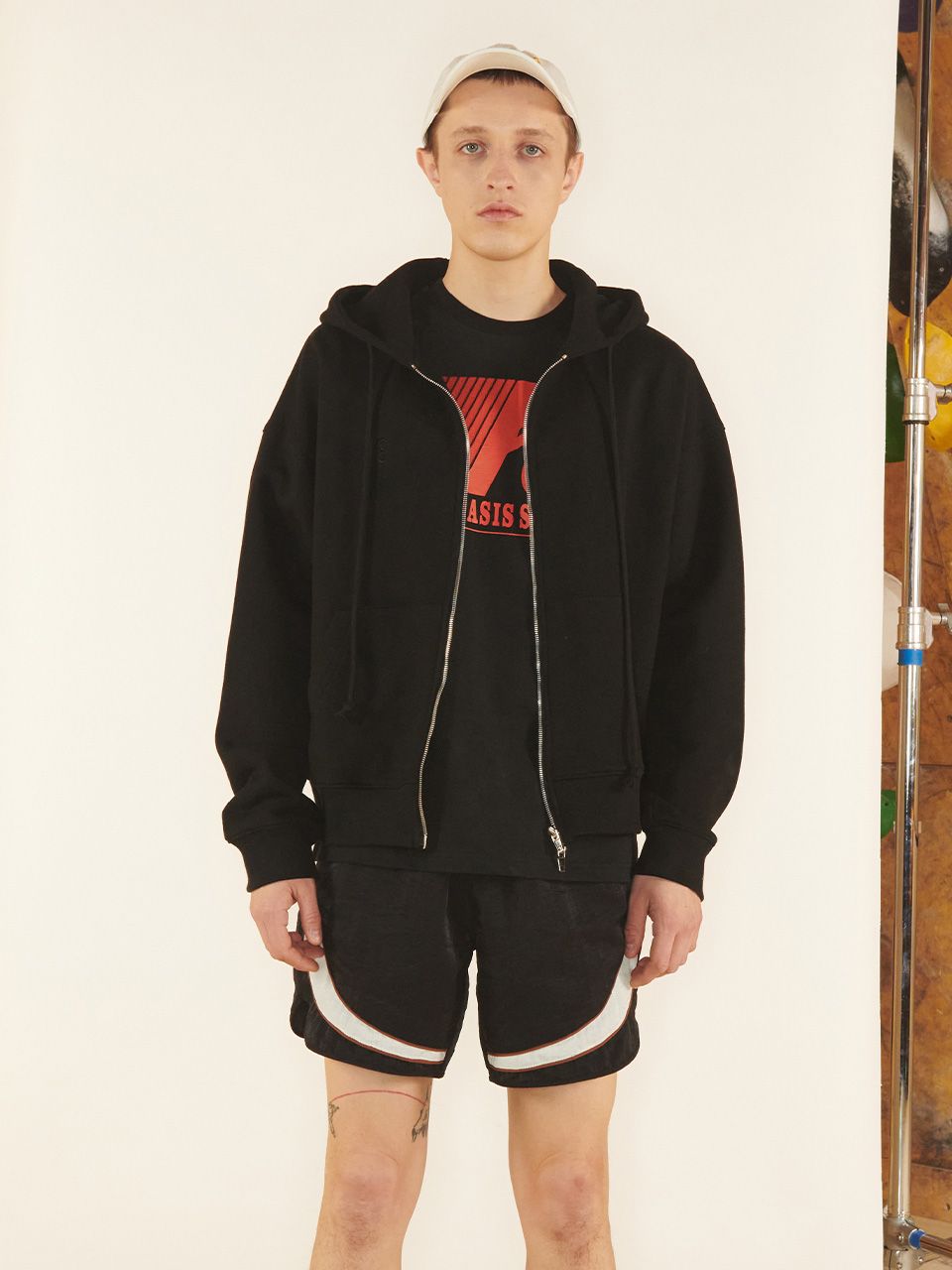 最も  Zip-up Roadmap Oversized KIJUN | MUSINSA Hoodie Black UNISEX テープ・マスキングテープ