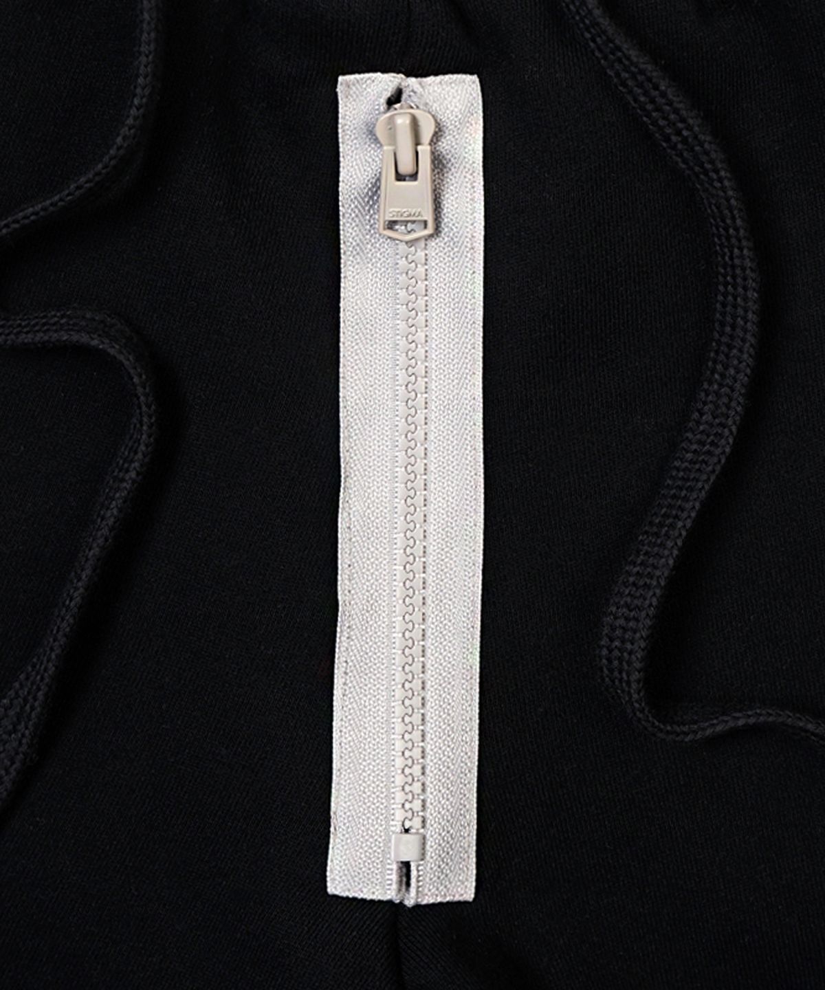 스티그마(STIGMA) 23 ZIPPER SHORTS BLACK