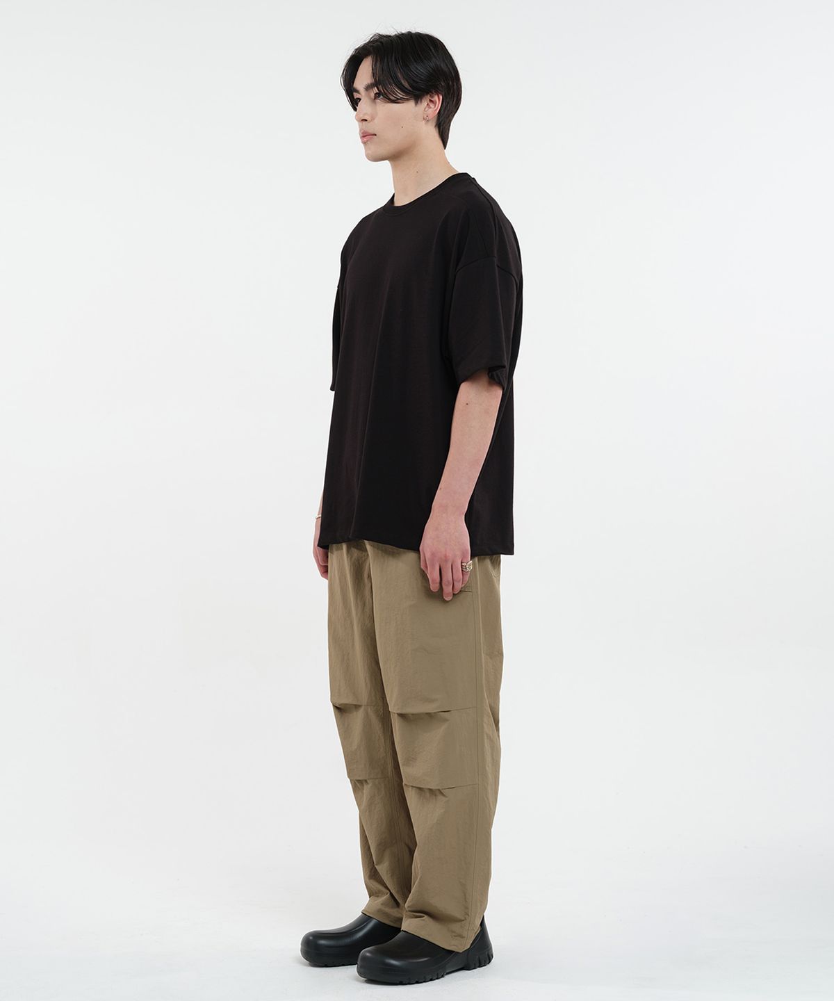 데꼬로소(DECOROSO) 파라슈트 더블턱 와이드 팬츠 [베이지]