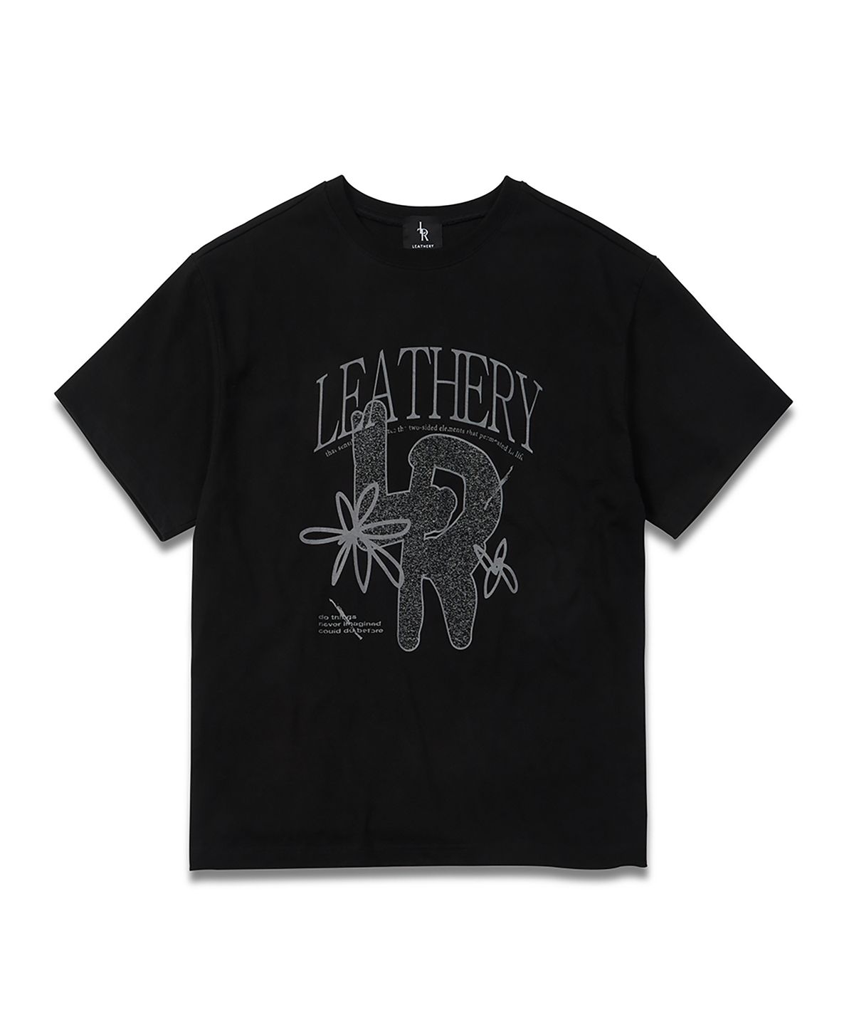 레더리(LEATHERY) 핸드 드로잉 로고 반팔 티셔츠 [BLACK]