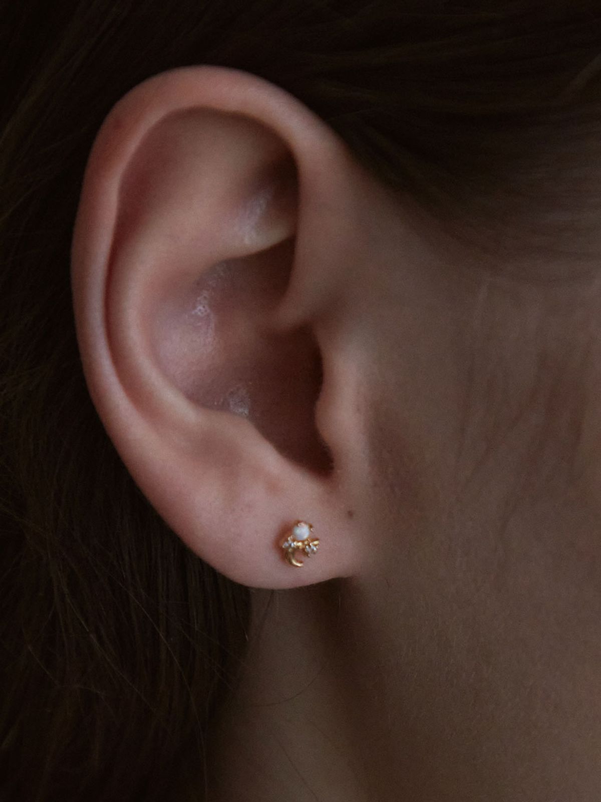 마나에트(MANAET) Mini Galaxy Opal Piercing