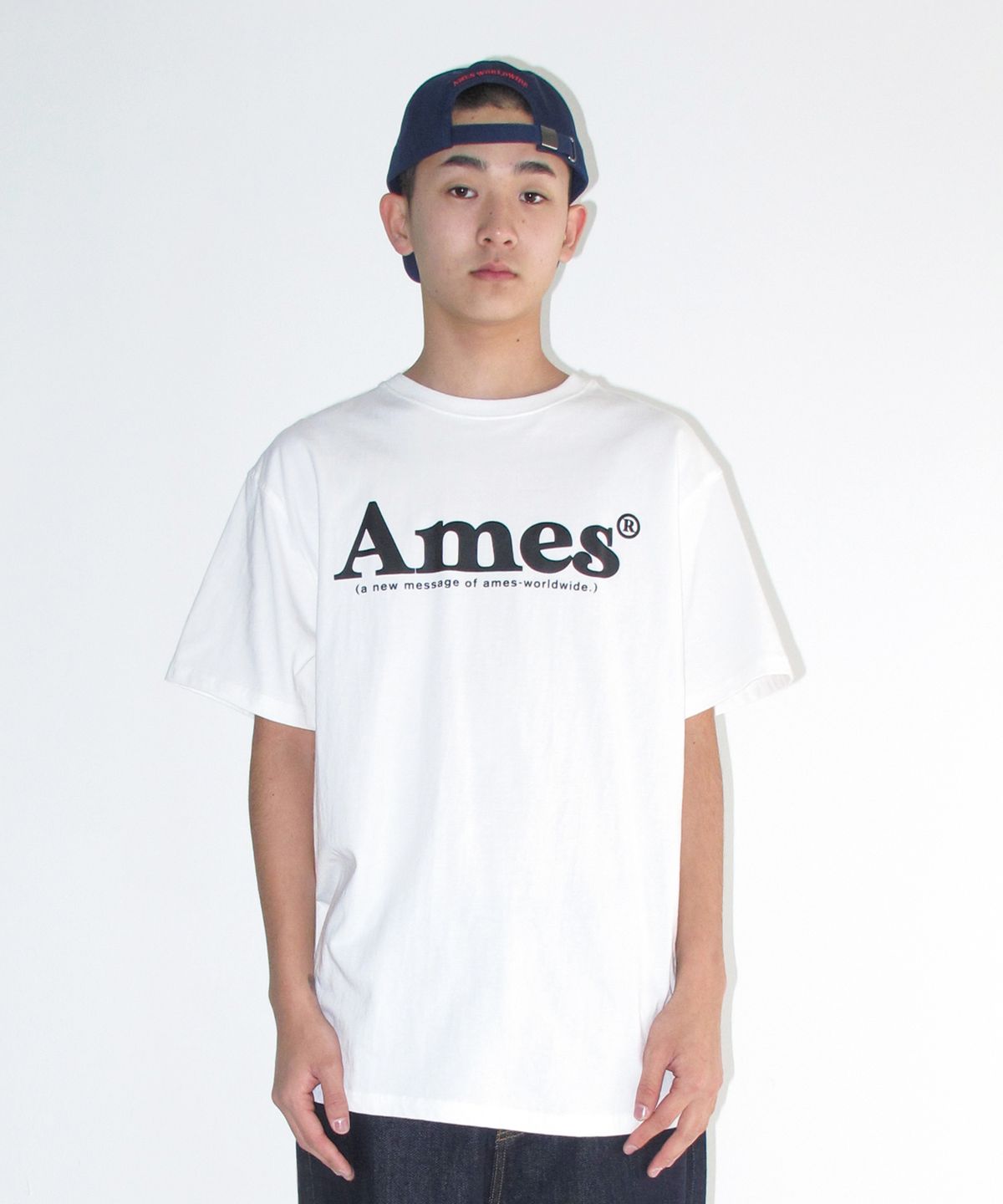 아메스 월드와이드(AMES-WORLDWIDE) (unisex) BASIC LOGO TEE WHITE