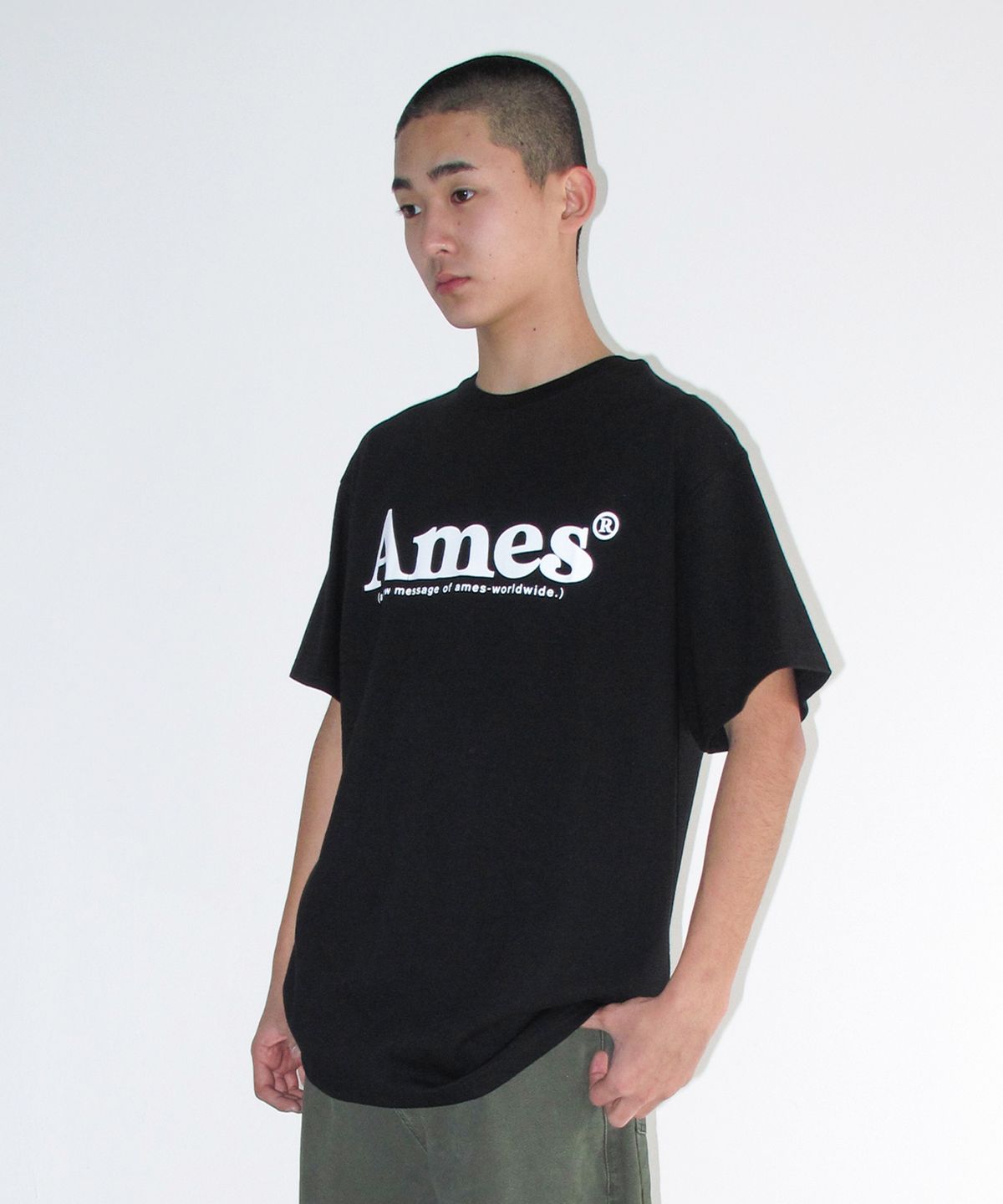 아메스 월드와이드(AMES-WORLDWIDE) (unisex) BASIC LOGO TEE BLACK
