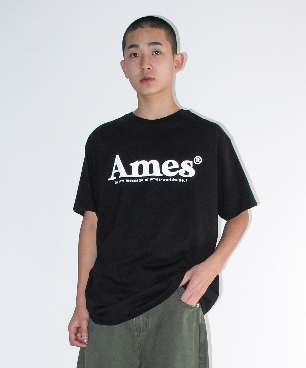 아메스 월드와이드(AMES-WORLDWIDE) (unisex) BASIC LOGO TEE BLACK