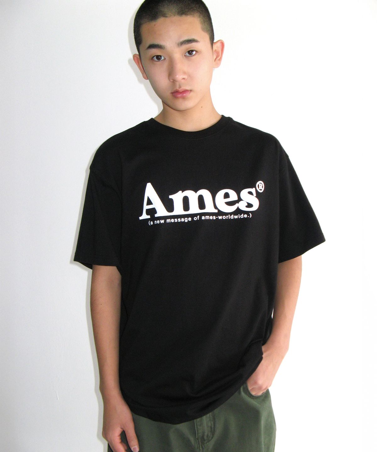 아메스 월드와이드(AMES-WORLDWIDE) (unisex) BASIC LOGO TEE BLACK