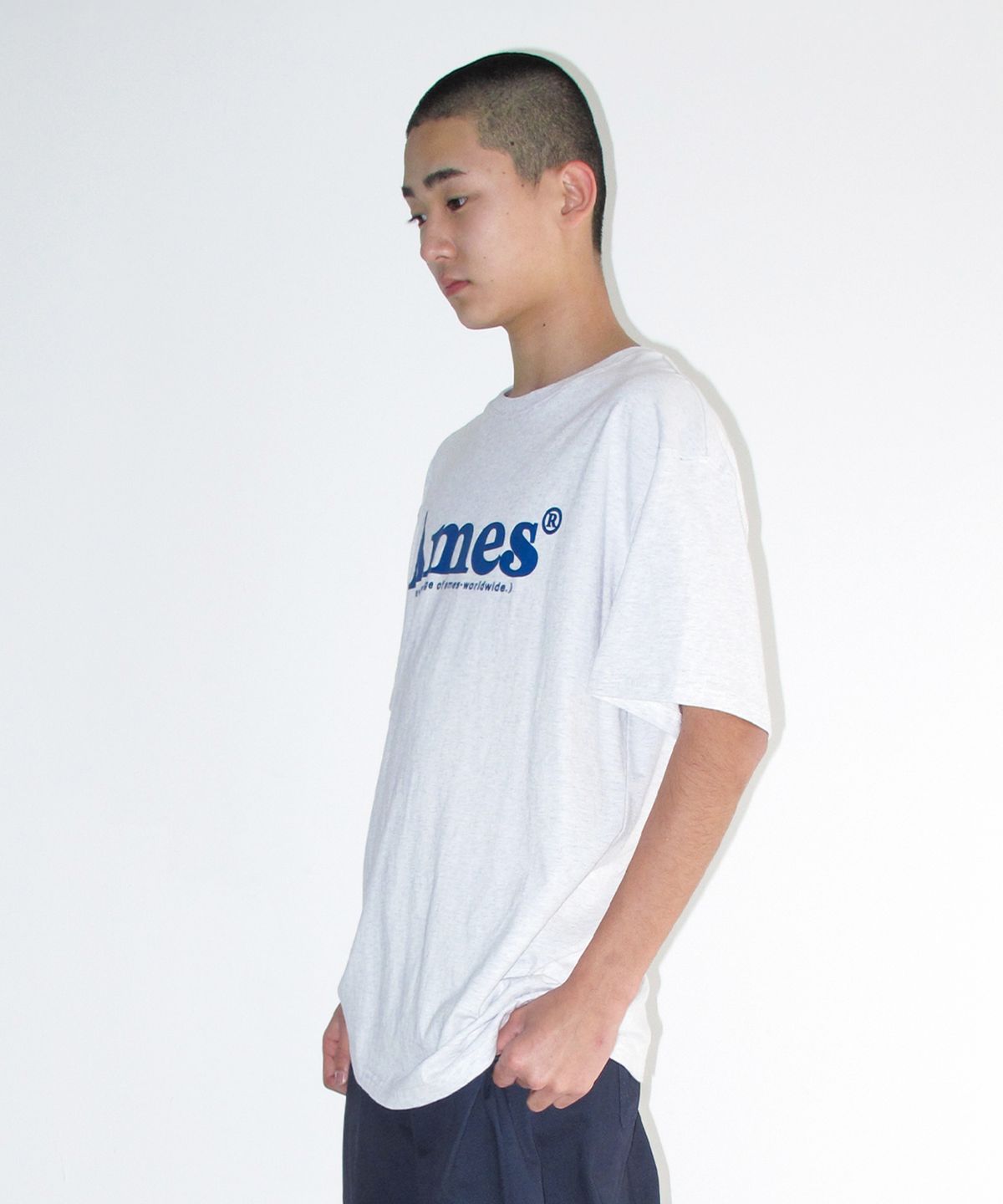 아메스 월드와이드(AMES-WORLDWIDE) BASIC LOGO TEE GREY