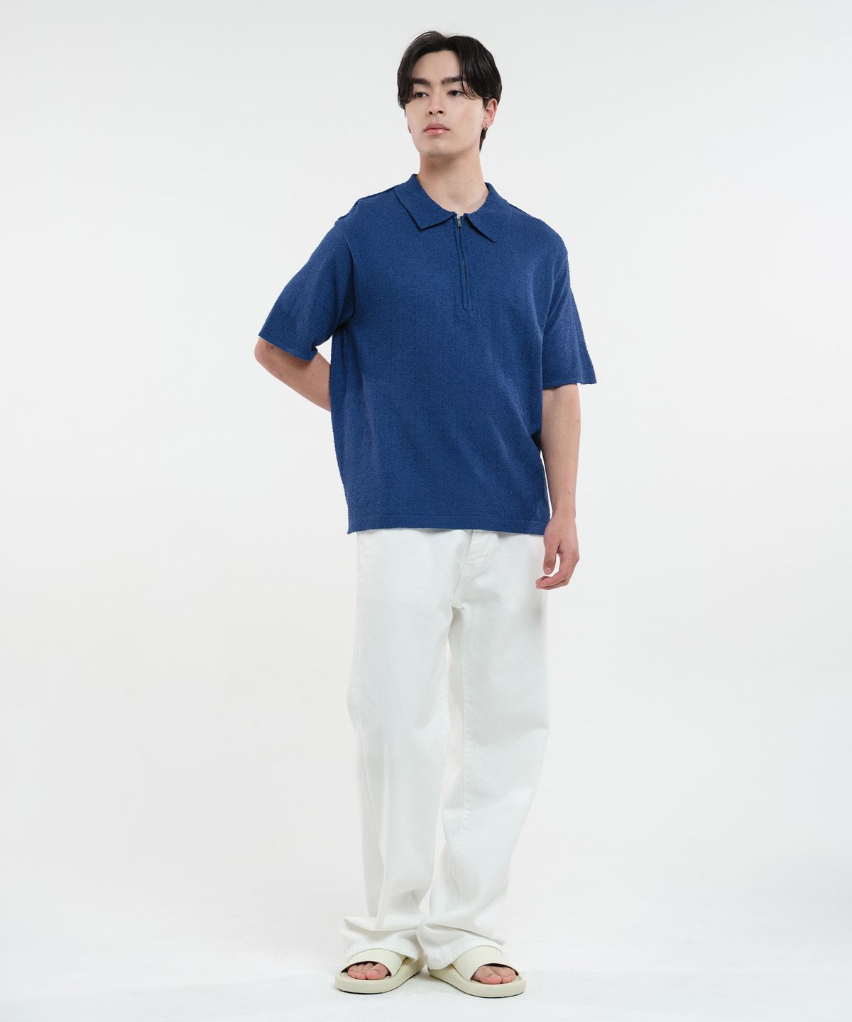 데꼬로소(DECOROSO) 부클 하프 집업 카라 오버핏 반팔 니트 [블루]