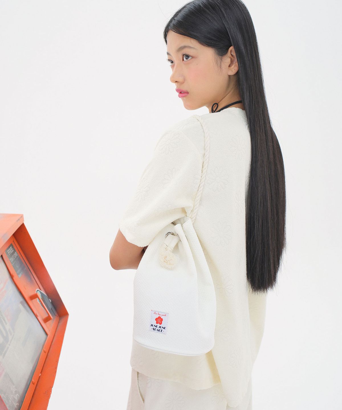 준준스페이스(JUNEJUNE SPACE) String Bucket Bag_Ivory(스트링 버킷백_아이보리)