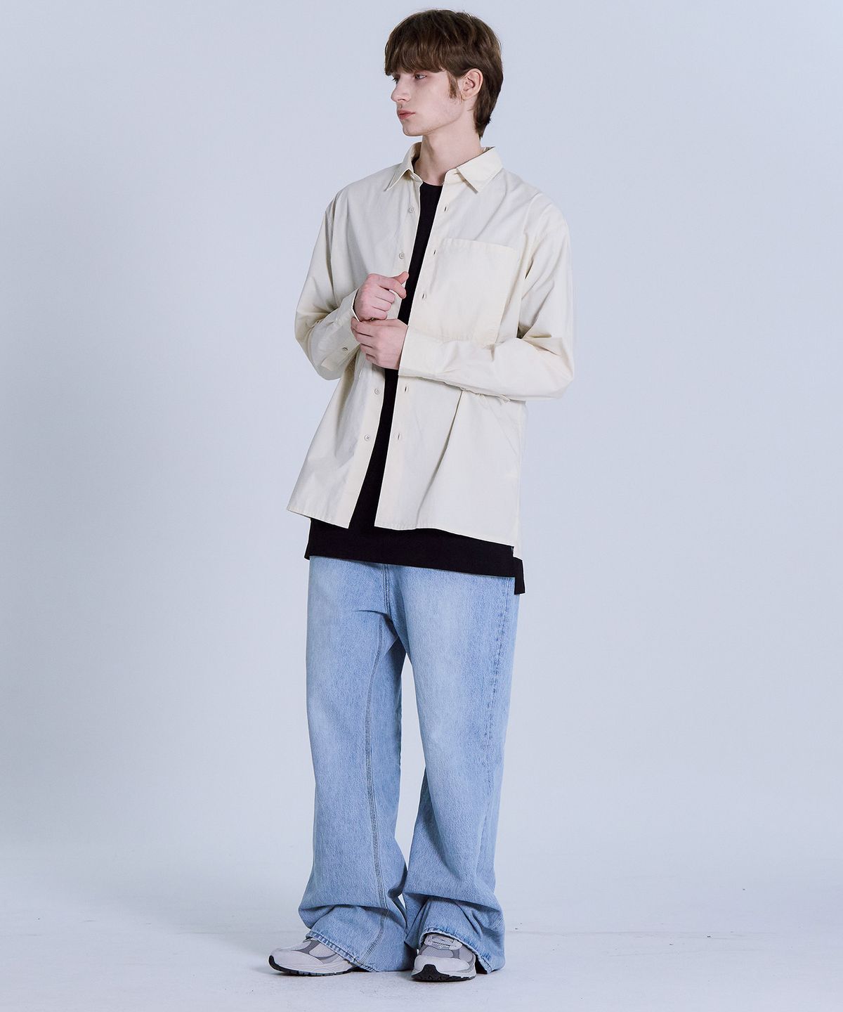 베이직하우스(BASIC HOUSE) UNI 레이어드 라운드넥 반팔티 긴기장(+7cm) 블랙 LATS0106