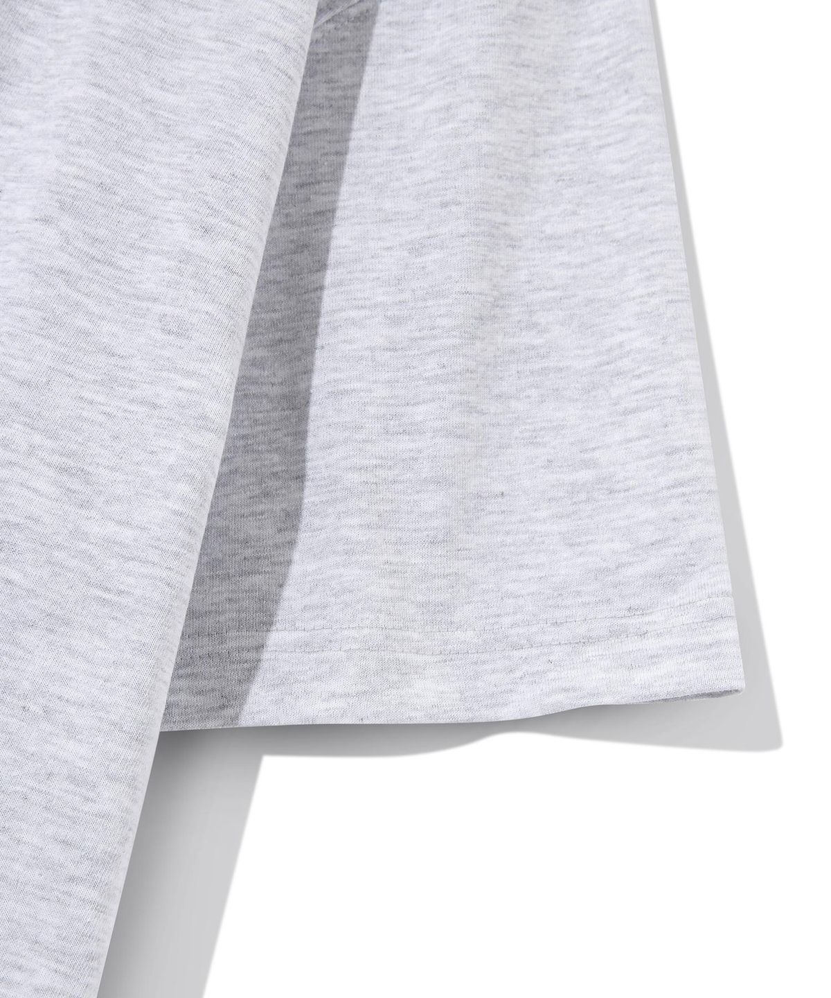 다이아몬드 레이라(DIAMOND LAYLA) Curved Neck Logo Short Sleeve T-shirt T75 Melange Gray