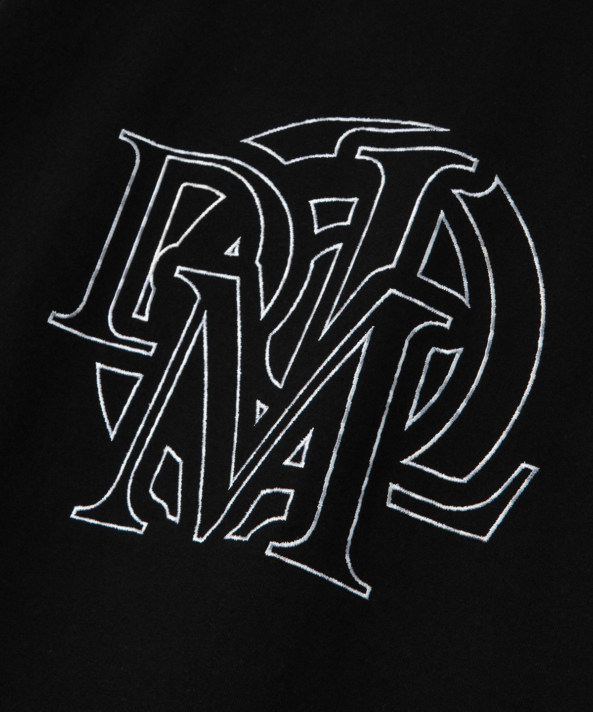 다이아몬드 레이라(DIAMOND LAYLA) DML Stitch Logo Short Sleeve T-shirt T78 Black