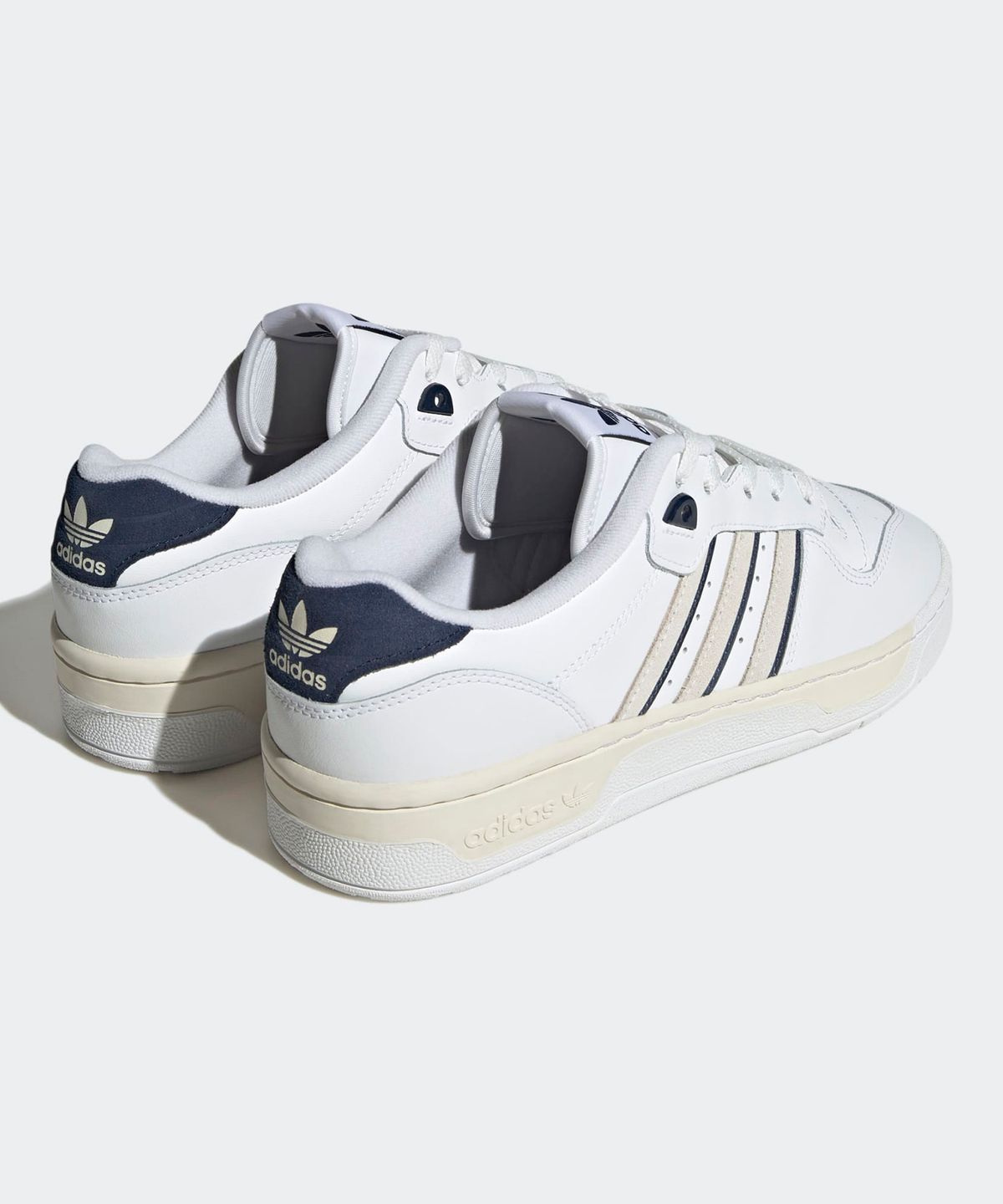 아디다스(ADIDAS) 라이벌리 로우 - 화이트:네이비 / IE4746