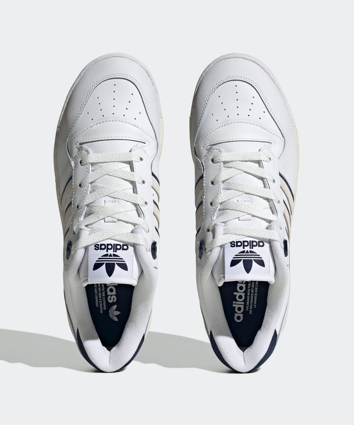 아디다스(ADIDAS) 라이벌리 로우 - 화이트:네이비 / IE4746