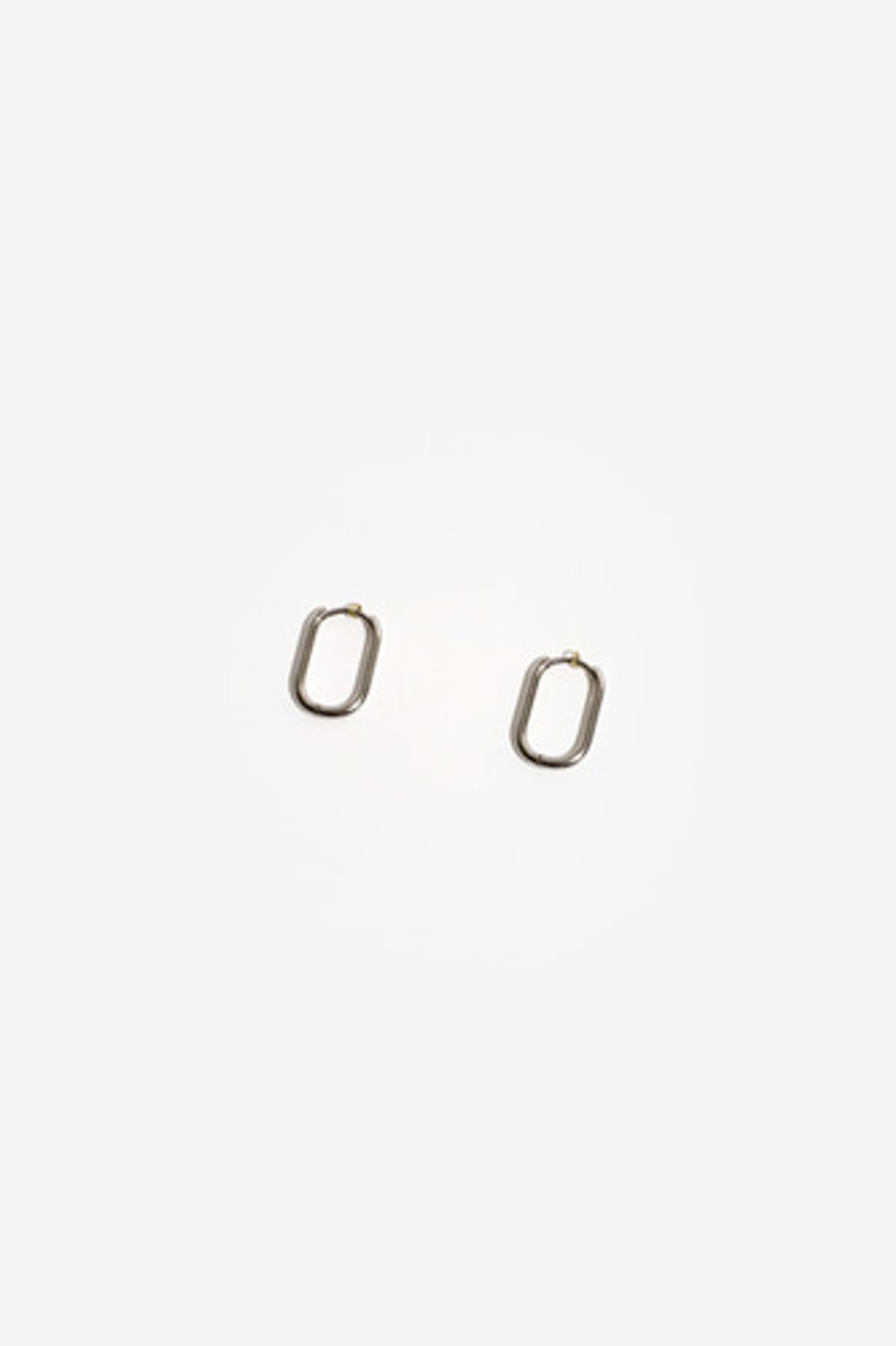 모드곤(MODGONE) 실버톤 미니 원터치 링귀걸이 Silvertone mini ring earring