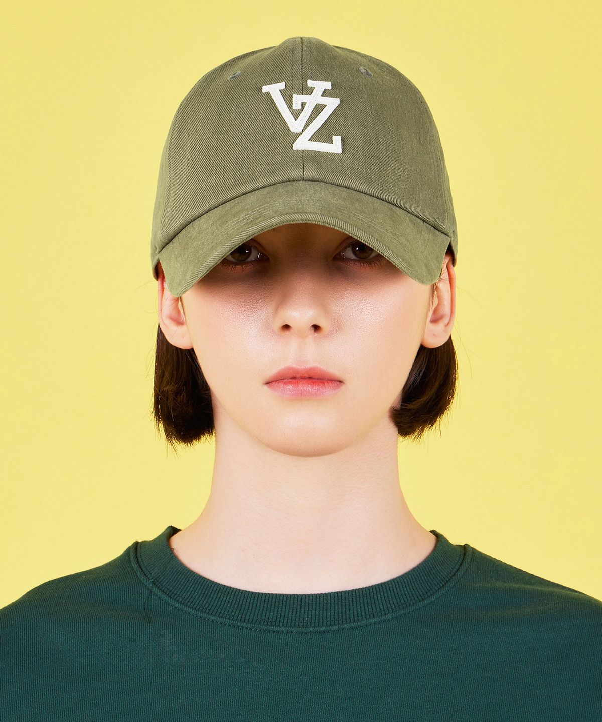 바잘(VARZAR) 모노그램 아플리케 오버핏 워싱 볼캡 카키