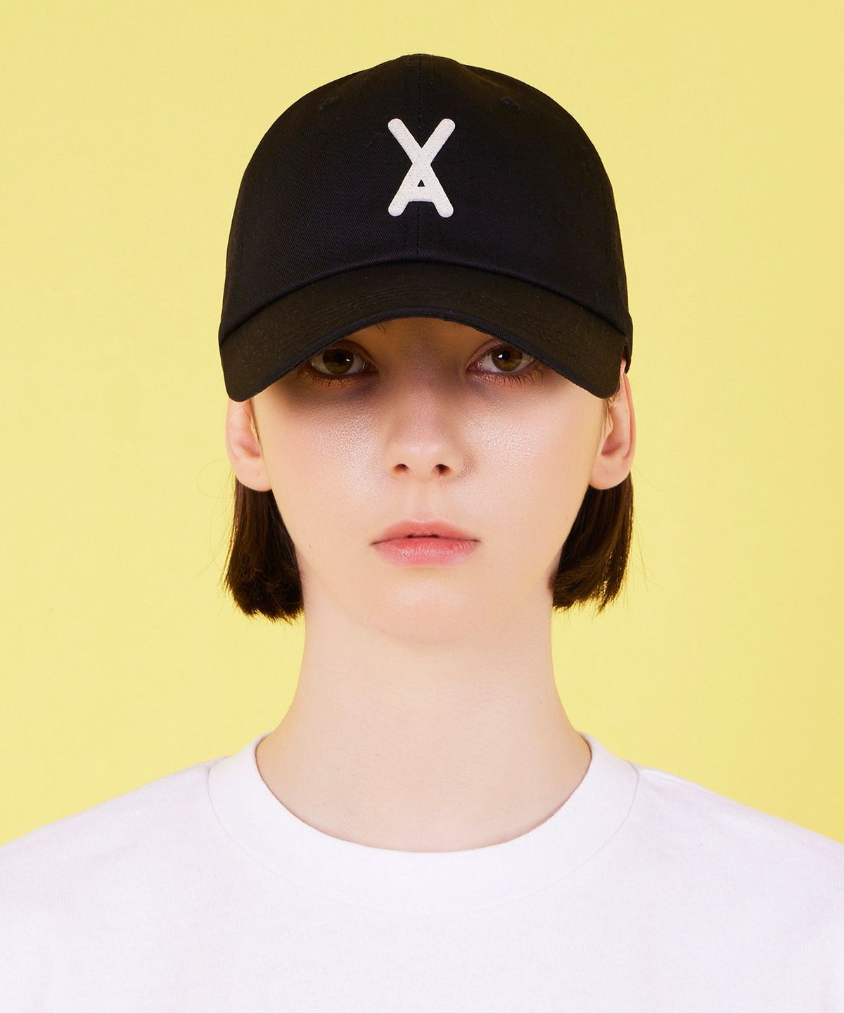 바잘(VARZAR) VA 아플리케 오버핏 볼캡 블랙