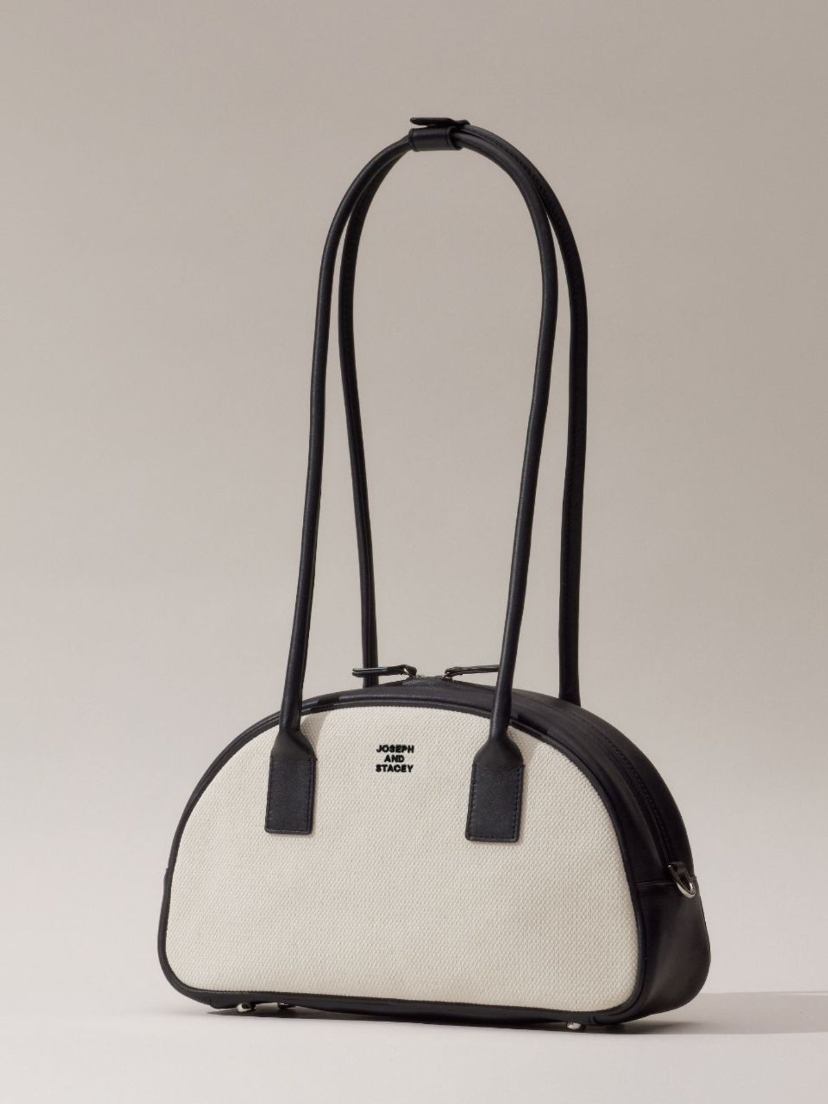 조셉앤스테이시(JOSEPH&STACEY) OZ Half Moon Canvas Bowling Bag (2color)