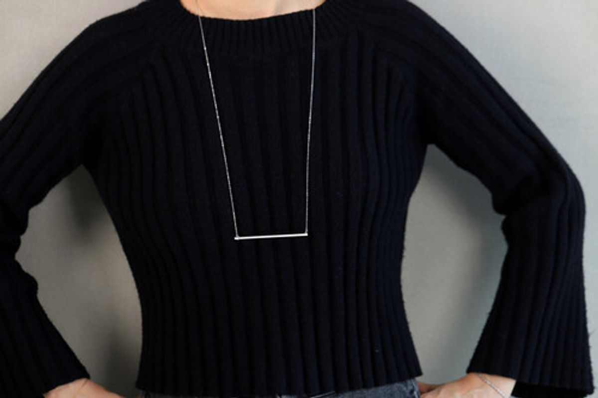 모드곤(MODGONE) 실버톤 롱바 스틱 목걸이 Silvertone Longbar Necklace