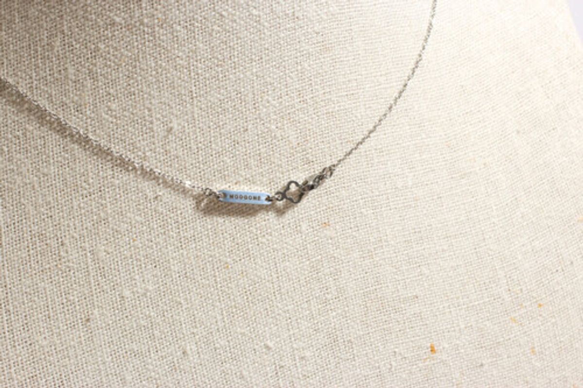 모드곤(MODGONE) 골드톤 롱바 스틱 목걸이 Goldtone Longbar Necklace