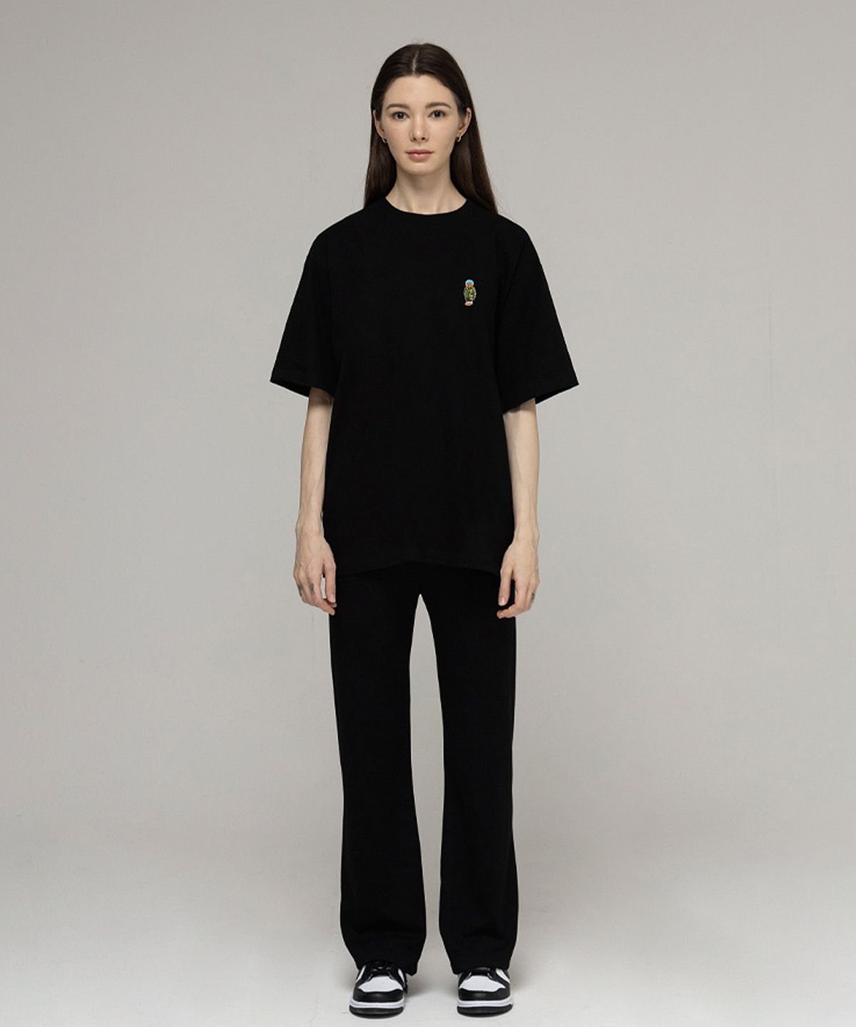 그레이버(GRAVER) [UNISEX]블루 비니 도그 자수 스트리버 반팔티_4color