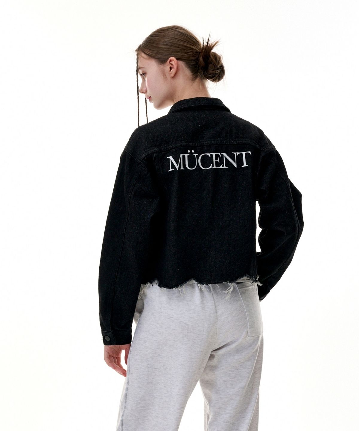 무센트(MUCENT) 크롭 데미지 흑청 데님 자켓 청자켓