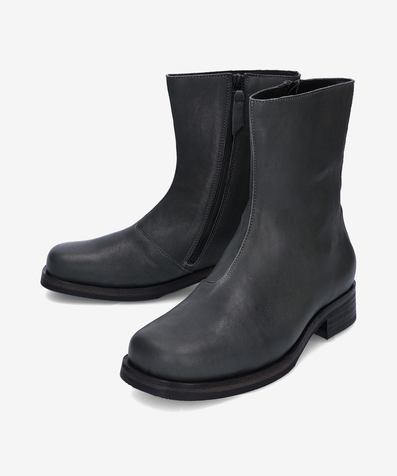 靴 OUR LEGACY CAMION BOOT ASH GREY 40 靴 OUR LEGACY CAMION BOOT ASH GREY 40 OUR LEGACY（アワー レガシー）