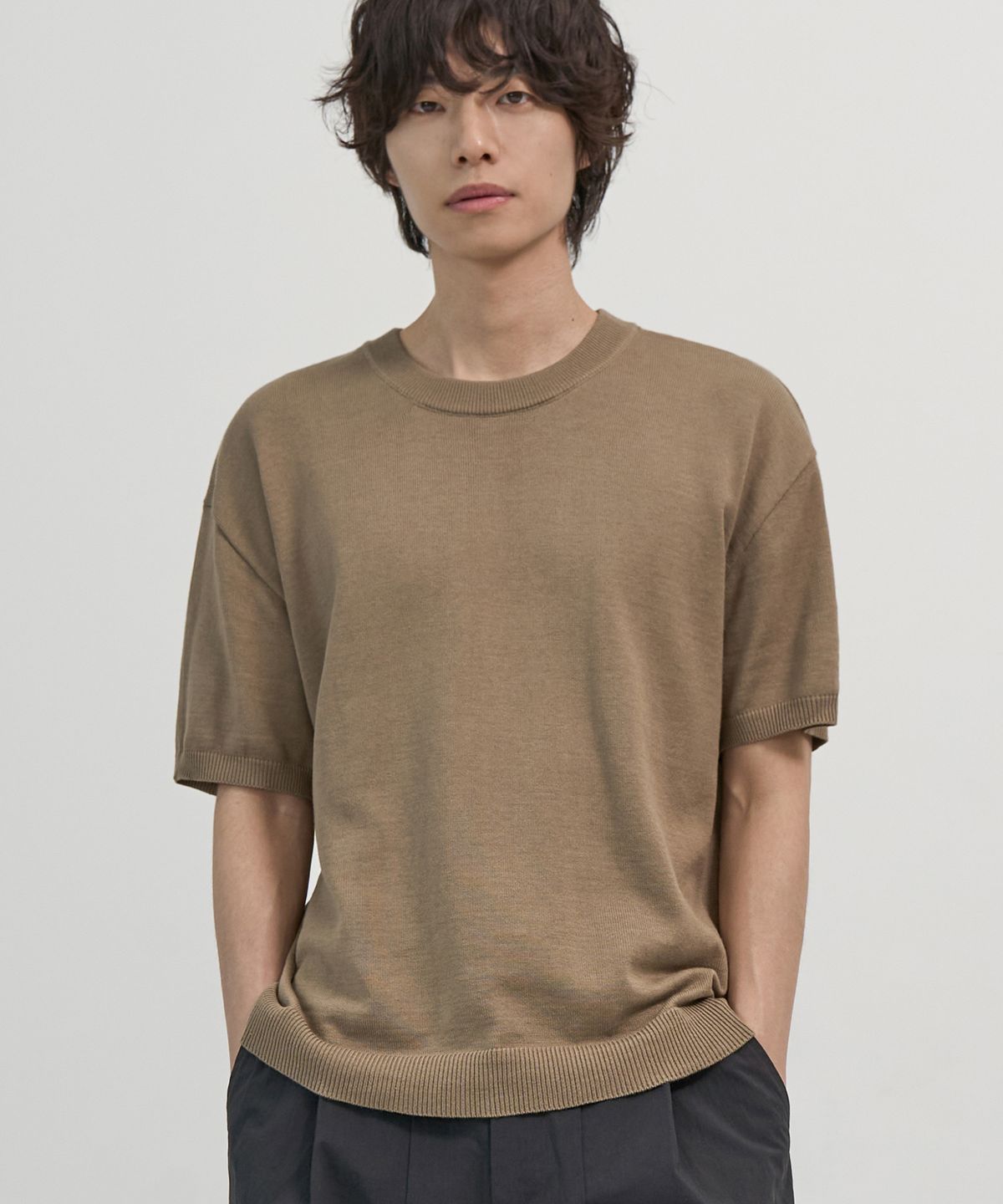 엑스컨테이너(EXCONTAINER) 라운드 넥 하프 니트 (6 COLOR)
