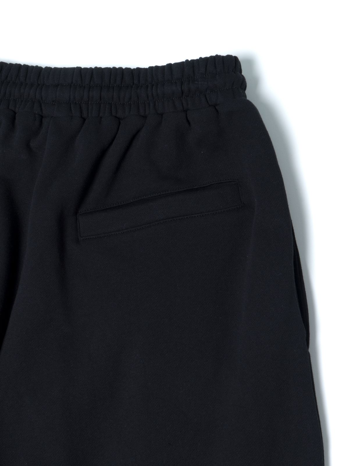 퓨처랩(FUTURE LAB) WIDE SWEAT PANTS - BLACK