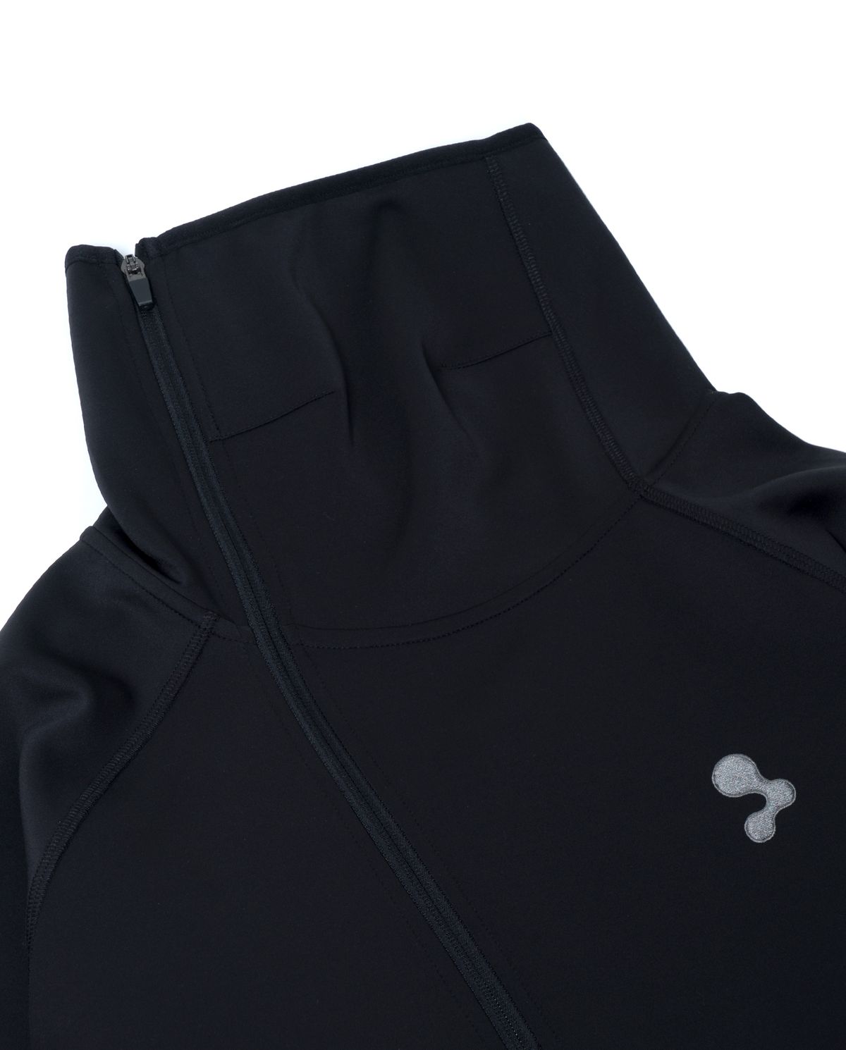 퓨처랩(FUTURE LAB) CURVED ZIP UP - BLACK