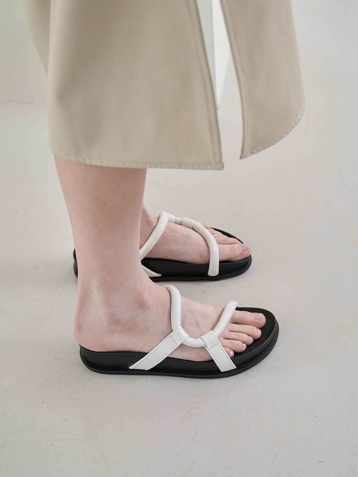 블랑수블랑(BLANC SUR BLANC) 마일로슬라이드 아이보리